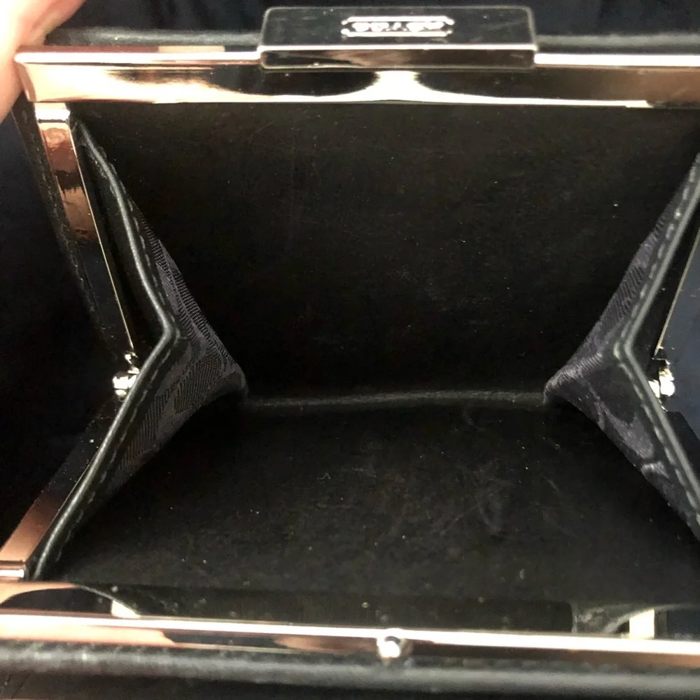 COACH Black Genuine Leather Bifold Wallet - Picture 4 of 7